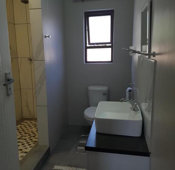 Chambre Standard avec Balcon, Tyday Accommodation