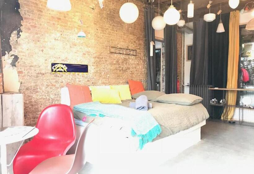 스탠다드 스튜디오, Vintage Rooms Lange Haven