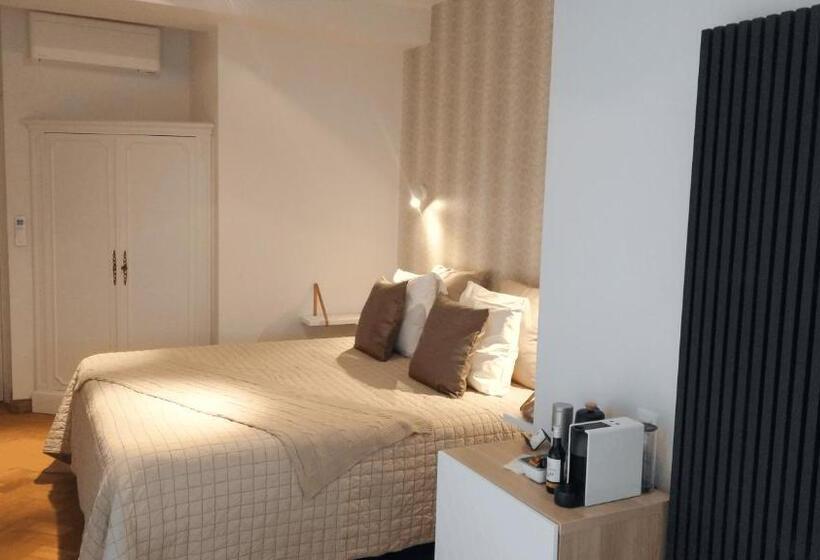 带大床的高级房间, Porta Superia Boutique B&b
