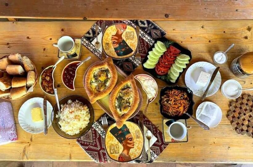 اتاق لوکس سه تخته, Guest House Nataly