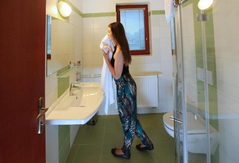 Family Suite, Hostinec U Hubálků