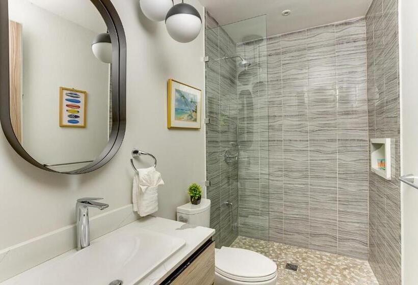 דירת 3 חדרים נוף לים, The Villas At Cocoplum