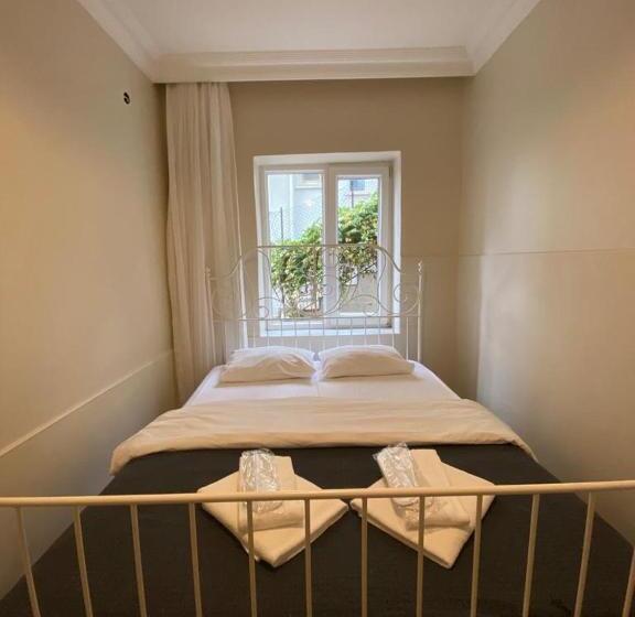 带1个卧室的带阳台的公寓, Büyükada Apart Hotel   Karadağ Apart