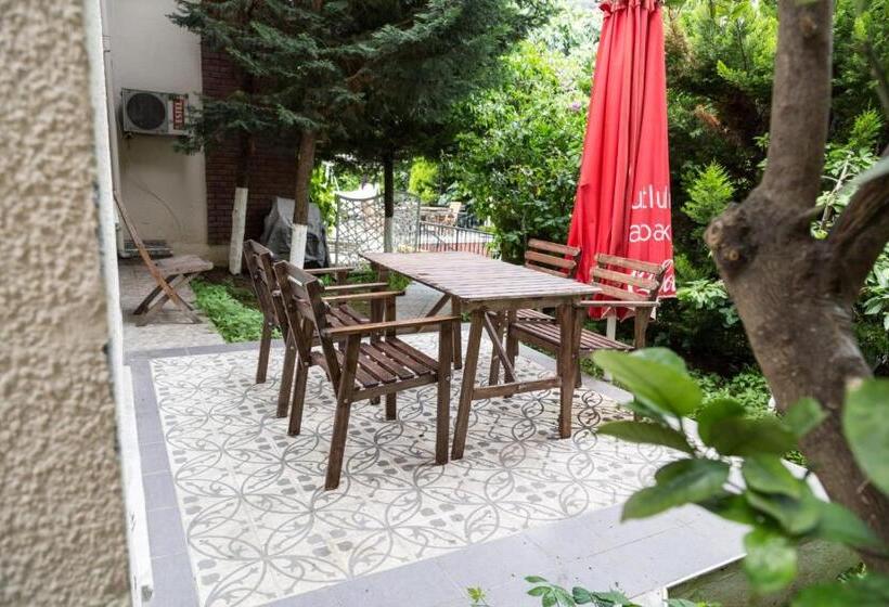 带1个卧室带花园景观的公寓, Büyükada Apart Hotel   Karadağ Apart