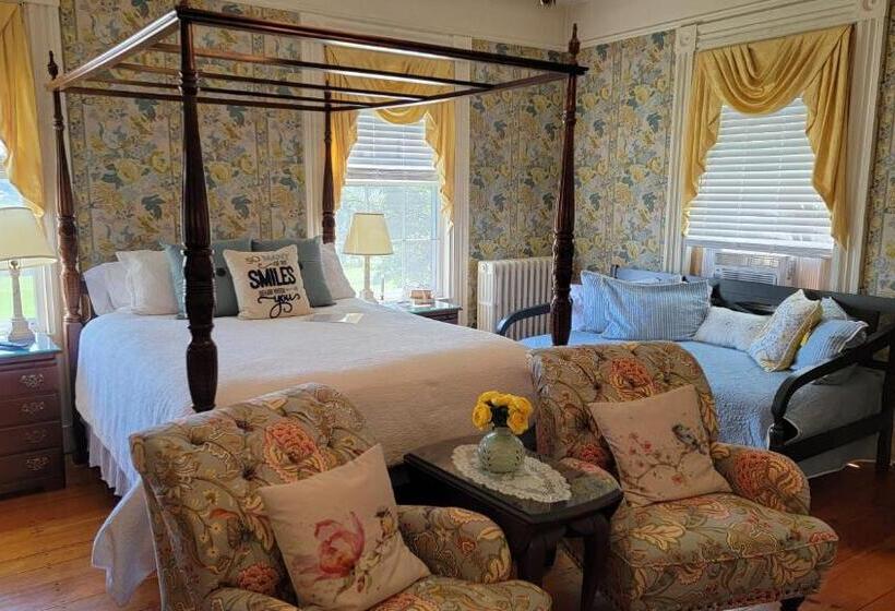 Номер Стандарт, Strong House Inn