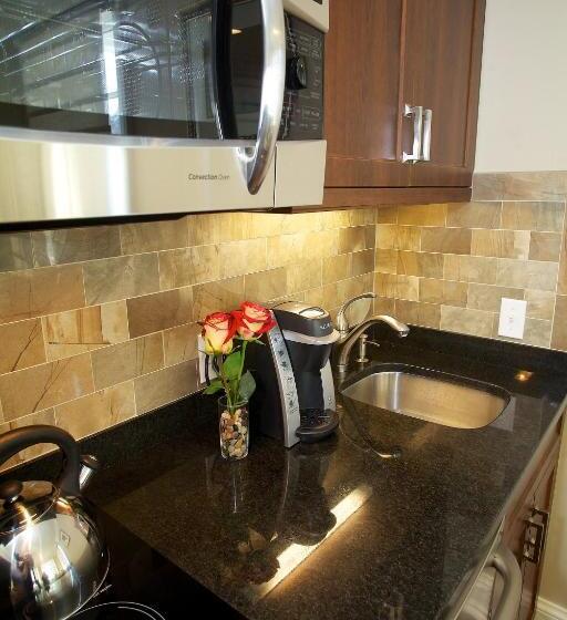 Номер Superior, Guest House At Norwalk Inn