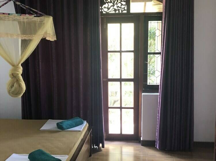 Номер Стандарт Трехместный, Villa 7 Negombo