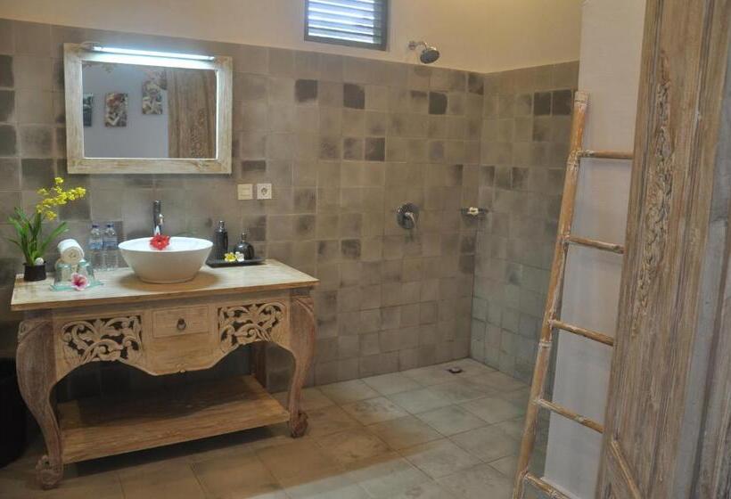 Номер Deluxe, Villa Shantiasa Bali