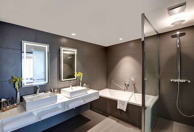 行政套房, Novotel Sharjah Expo Centre