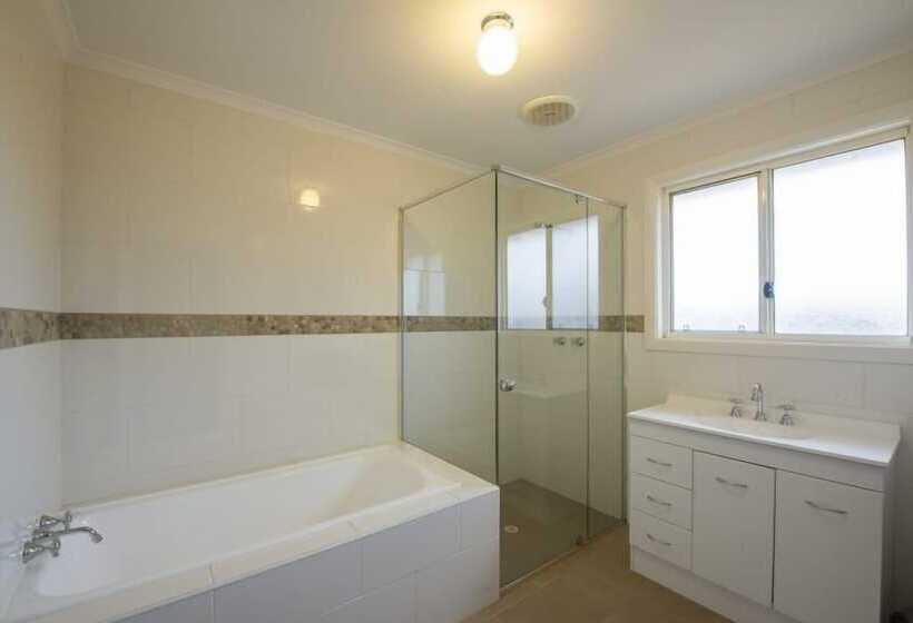 Дом 4 Спальни, Flinders Bush Retreats