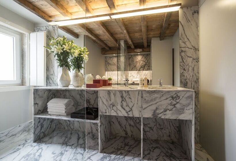 Quarto superior, Dare Lisbon House