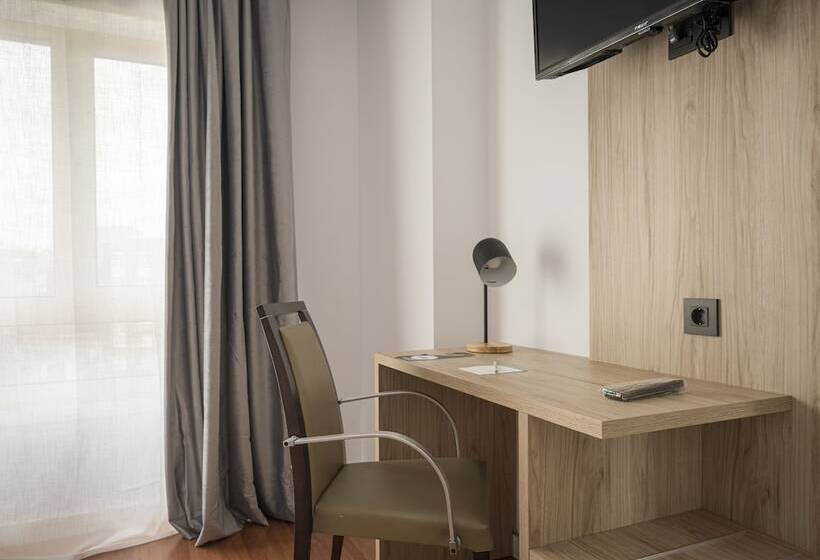 חדר סטנדרט יחיד, Alda Centro Gijon