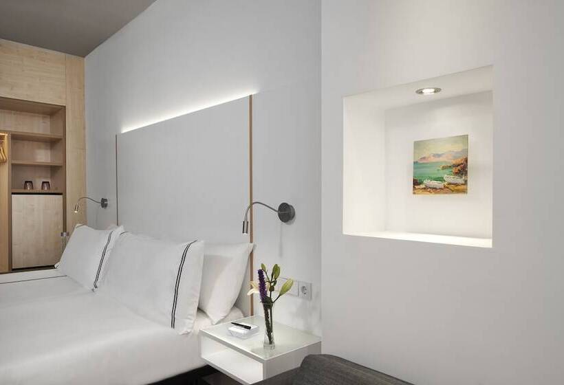 Студия Стандарт, Innside by Meliá Palma Center