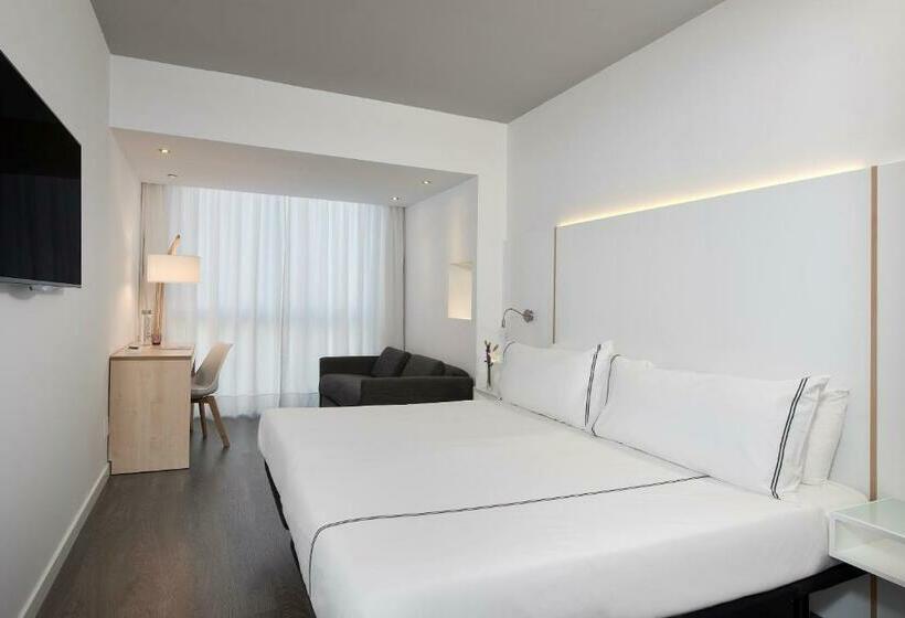 اتاق لوکس, Innside by Meliá Palma Center