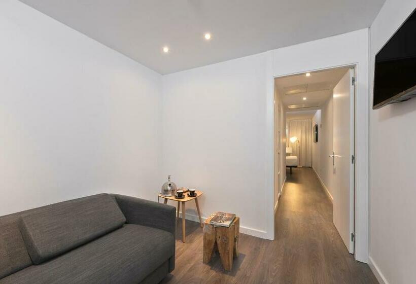 استودیوی استاندارد, Innside by Meliá Palma Center