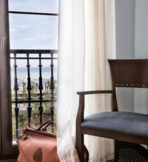 Triple Room Sea View, Ribadesella Playa