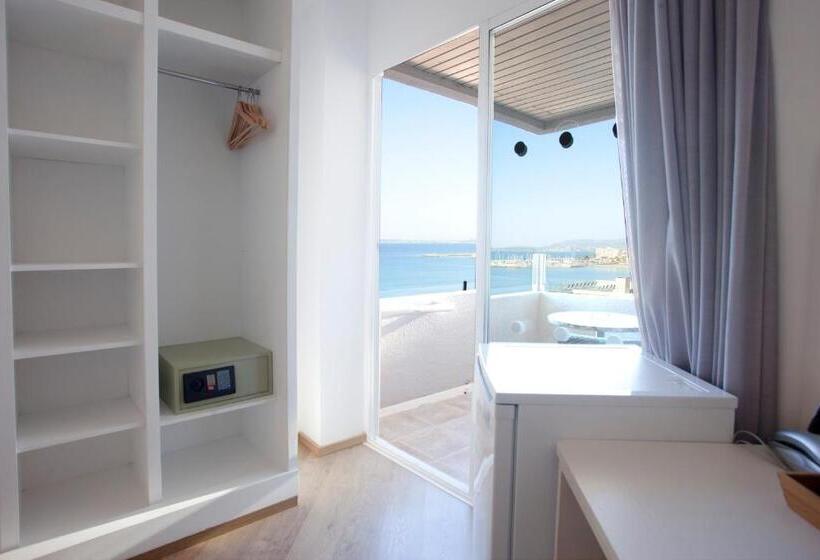 オーシャンビュースタンダードルーム, Palma Beach Affiliated by Fergus - Adults Only