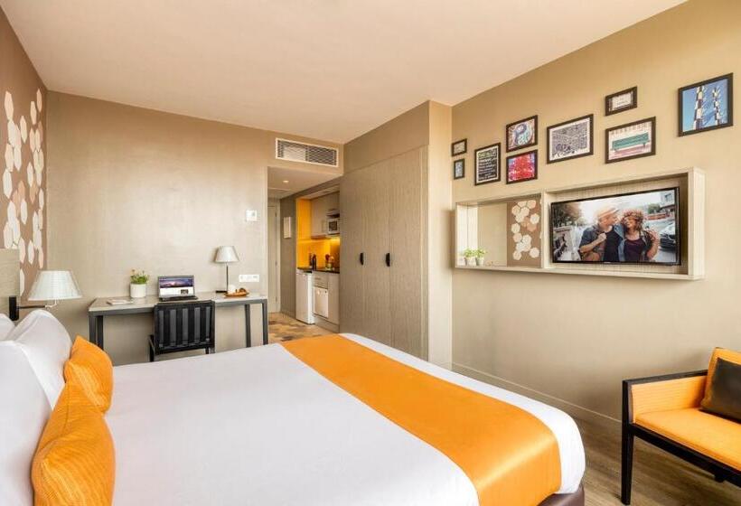 Студия Стандарт, Citadines Ramblas Barcelona