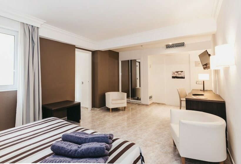 Семейный Номер, Minura Cala Galdana & Apartamentos D Aljandar