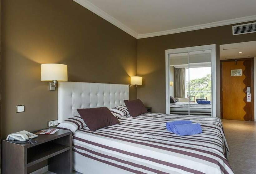 Номер Superior Вид на Море, Minura Cala Galdana & Apartamentos D Aljandar