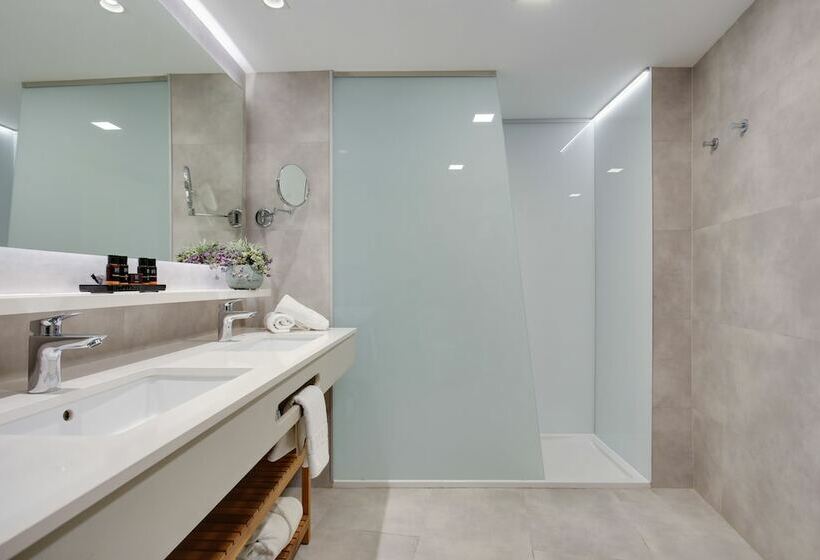Junior Suite Vista Mar Lateral, Calipolis