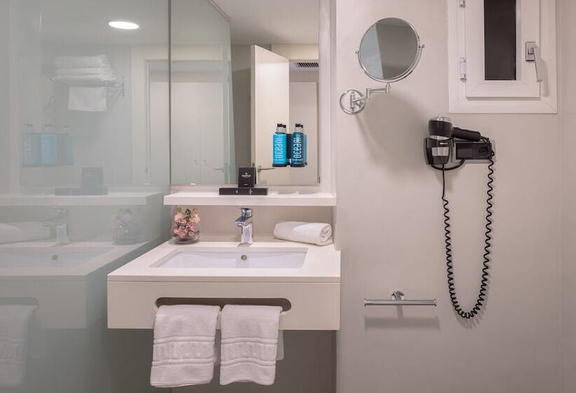 Habitació Triple Estàndard, Calipolis