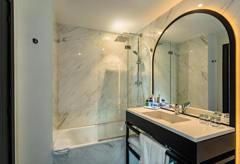 Habitación Estándar con Vistas, H10 Puerta de Alcalá