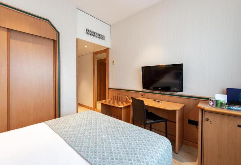 Habitación Estándar Individual, Praga