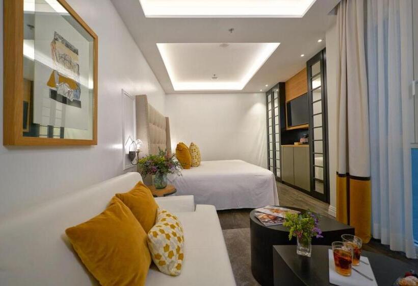 Junior Suite Interior, Regina
