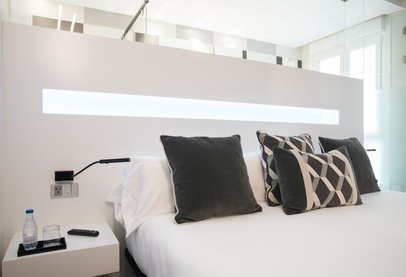 Habitación Superior Interior, Regina