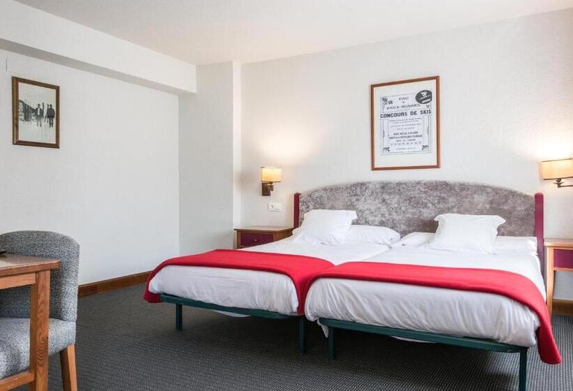 Четырехместный Номер Стандарт, Snö Hotel Formigal