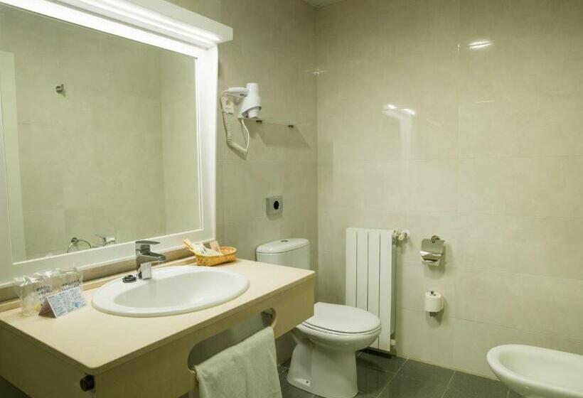 اتاق استاندارد یک نفره, Monarque Torreblanca