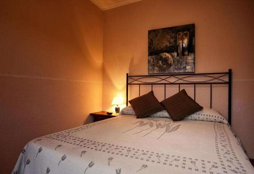 Номер Стандарт, Hostal Populetus