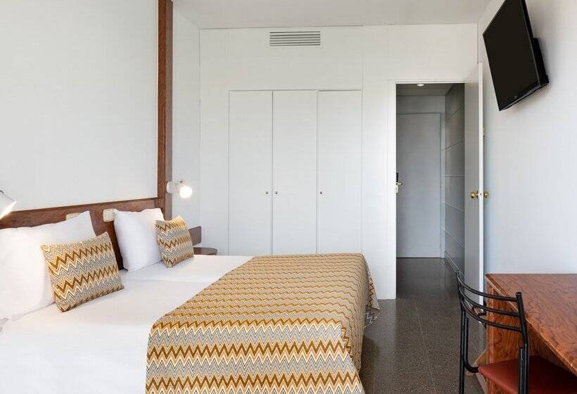 Quarto Estandar, htop Platja Park