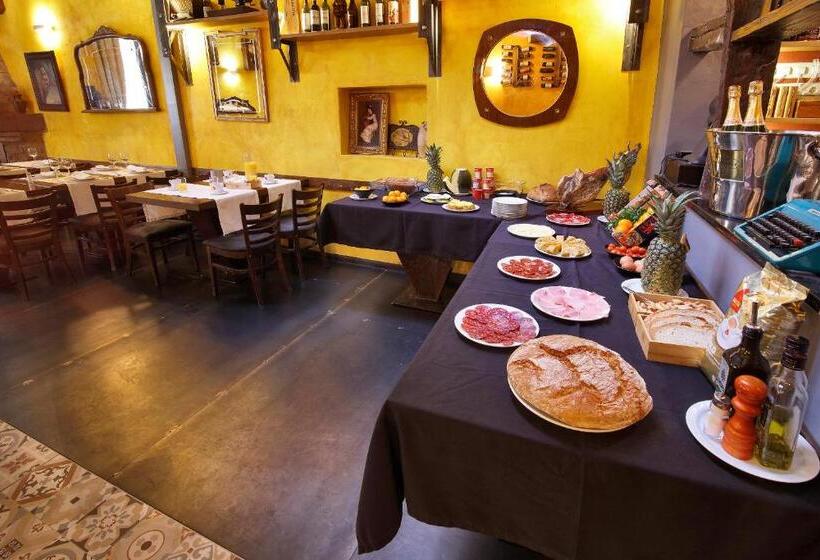 Suite con Balcón, Alhambra Suites