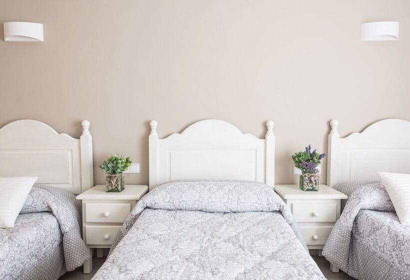 스탠다드 트리플 룸, Hostal Buenos Aires