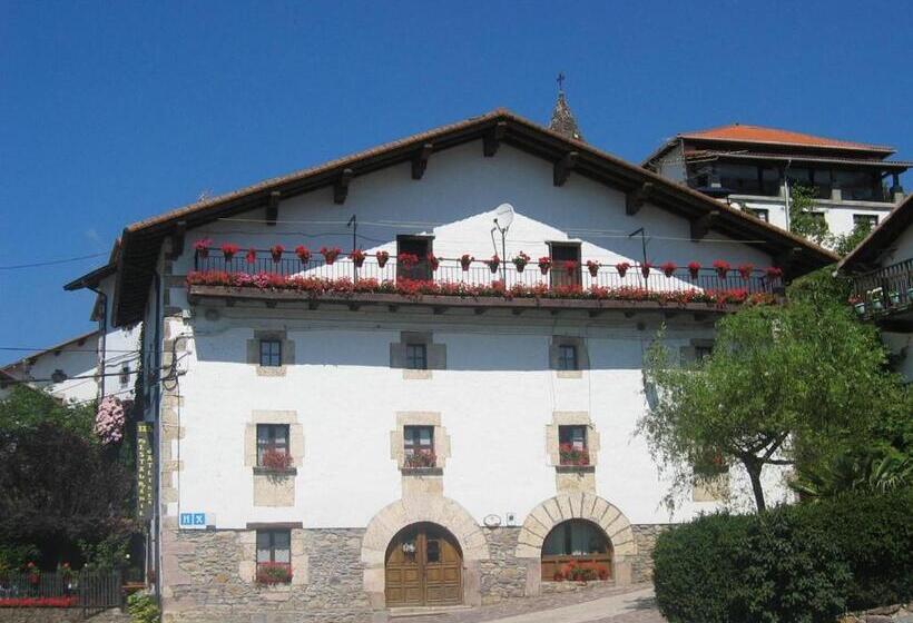Номер Стандарт, Hostal Ezkurra