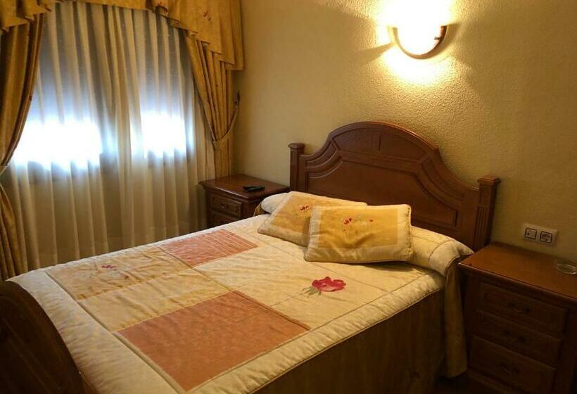 标准间, Hostal El Escudo