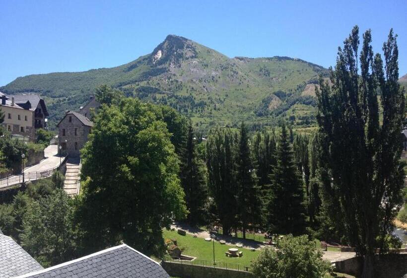 Номер Стандарт Трехместный, Hostal Centro