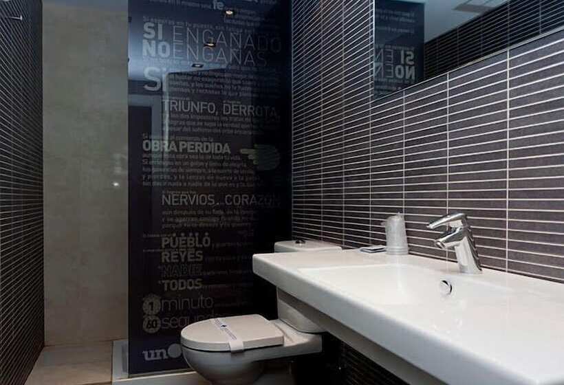 四人标准间, Hospedium Hostal Un Punto Chic
