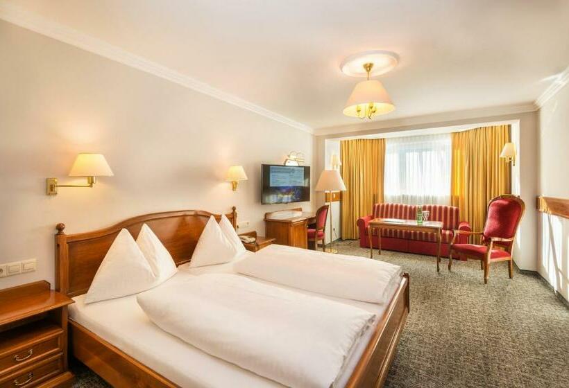 스탠다드 트리플 룸, Alpenhotel Perner