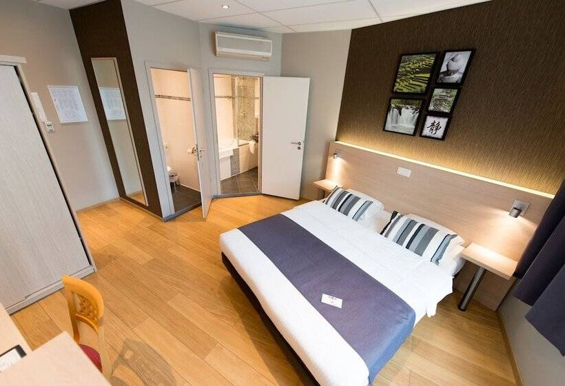 이코노미 룸, Hôtel De L Univers Liège