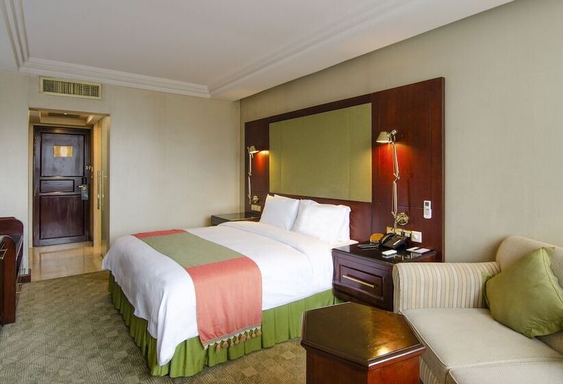اتاق لوکس با تخت بزرگ, Pan Pacific Sonargaon Dhaka