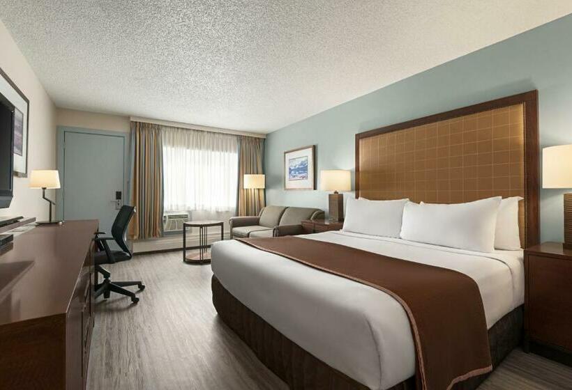 Стандартный Номер Кровать Кинг, Travelodge By Wyndham Calgary South