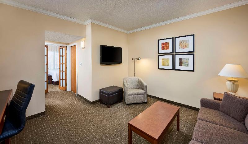 キングサイズベッドのスイートルーム, Best Western Plus Lamplighter Inn & Conference Centre