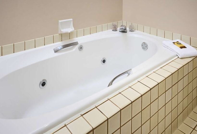 スイート, Best Western Plus Lamplighter Inn & Conference Centre