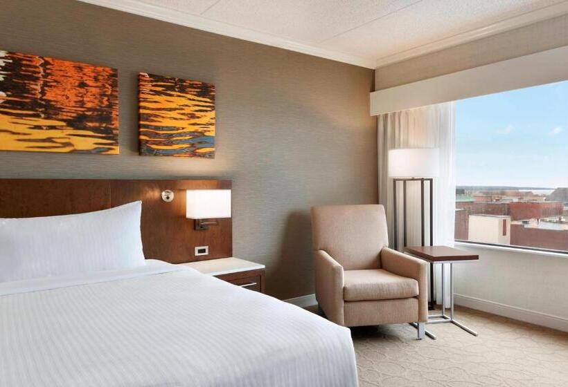 キングサイズベッドのスタンダードルーム, Delta Hotels By Marriott Saint John