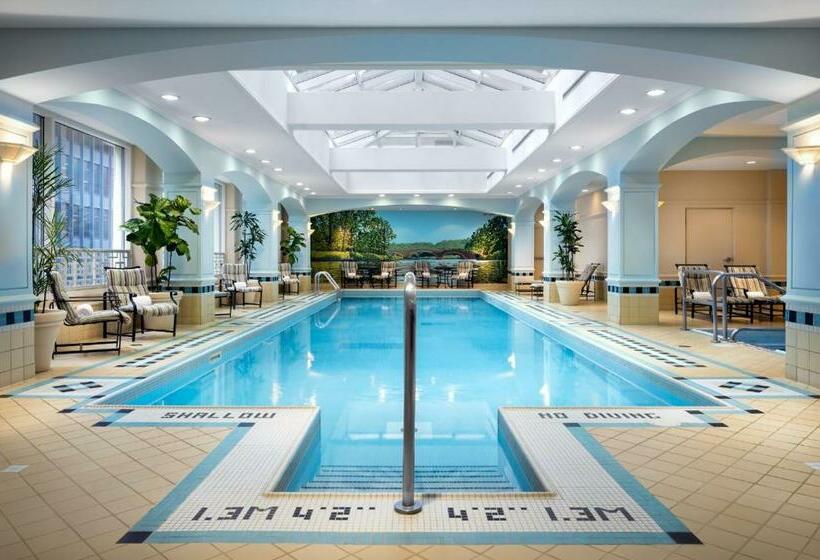 キングサイドベッドのスタンダードワンルーム, Fairmont Royal York