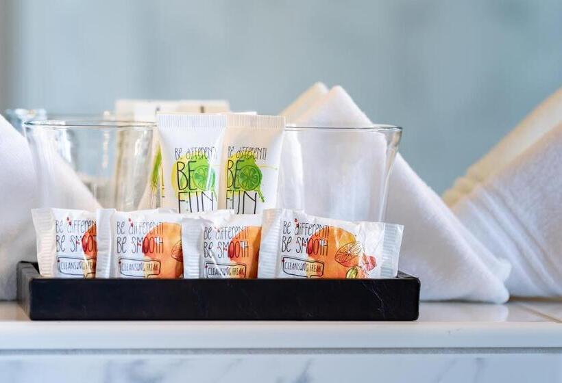 Номер Стандарт Трехместный, Boutique Hotel Balm