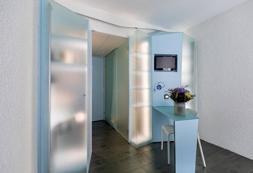 Номер Стандарт Трехместный, Cristal Design